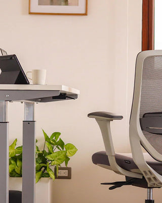 Sillería, escritorios y accesorios